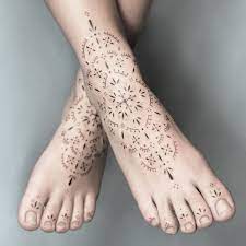 36 Herrliche Fuss Tattoo Design Ideen Foot Tattoos Foot Tattoo Toe Tattoos