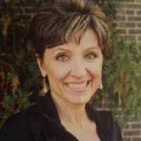 Carolyn Leggett's Instagram, Twitter & Facebook