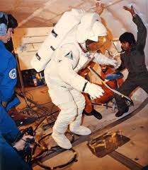 Debut album 'silence one' out now. Berufsbild Astronaut Geolino