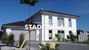 Entdecke 1.388 anzeigen für einfamilienhaus mit doppelgarage zu bestpreisen. Moderne Stadtvilla Mit Doppelgarage Von Fingerhut Haus Youtube