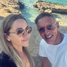 La reunión familiar de los Prat en la Confirmación de los hijos de  Alejandra: Adriana y Alejandro, de 15 y 14 años