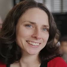 Jennifer Poole's Instagram, Twitter & Facebook