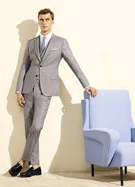 Costume homme mariage hommes mariage costume marié mariage parfait pantalons mariages costumes de mariage costume de mariage styles de mariage. Costume De Mariage Gris Pret A Porter De Luxe De Fursac