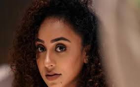 Pearle was born to a tamilian father and malayali apart from being an actress, she is a great host and hosted various malayalam tv shows like 'yes. Pearle Maaney On Her Bollywood Debut Ludo The Hindu