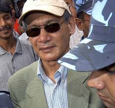 The new owners of o'coqueiro have installed a statue of sobhraj at the table where he ate dinner the night of his arrest. Outlook India Photo Gallery Charles Sobhraj