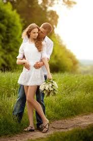 Check spelling or type a new query. Resultado De Imagen Para Imagenes De Parejas Felices Enamoradas Wedding Invitation Sets Photo Wedding Invitations Wedding Invitations