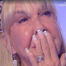 Online shopping from a great selection at cds & vinyl store. Wilma Goich E La Morte Della Figlia Susanna Vianello Vuoto Pazzesco Vorrei Smettere Di Piangere
