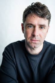 Lee Armstrong's Instagram, Twitter & Facebook