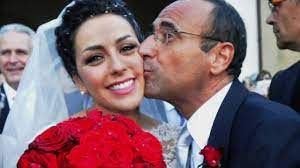 Francesca vaccaro, moglie carlo conti/ 'siamo sempre più innamorati'. Francesca Vaccaro Moglie Carlo Conti L Ha Fatto Guarire Da Una Malattia