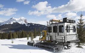 If you've ever ridden a snowmobile (or snow machine, for you out there in alaska and canada) then you will immediately know what i mean. Snowcat History Brands And Service Manuals Directory