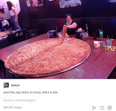 29 Tumblr Posts About Pizza That Are Never Not Funny Never Not Funny Funny Jokes Funny