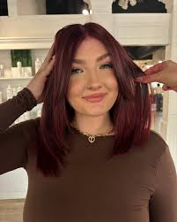 20 Cherry Cola Hair Color Styles You'll Crave