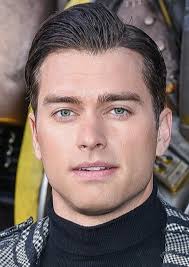 Fan Casting Trevor Donovan as Dane Thomas in The Unhoneymooners Movie