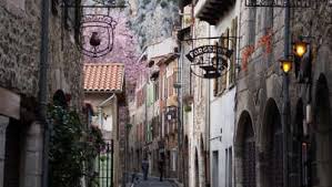 Ses habitants sont les villefranchois et les villefranchoises. Villefranche De Conflent Tourisme