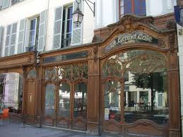 Le Grand Cafe Du Beffroi Dreux 28 Architecture Details Art Nouveau Architecture Architecture