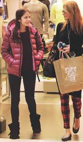 Τα νέα σήμερα στην ελλάδα και τον κόσμο | ειδήσεις online και έκτακτη επικαιρότητα τώρα από τη νο1 ημερήσια πολιτική και οικονομική εφημερίδα. Tzenh Mpalatsinoy H Nea Ka8hmerinothta Me Tis Kores Ths