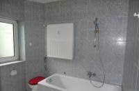 2 wohnungen 1 büros 14 häuser. Behindertengerechte Eg Wohnung In Waldsassen Zu Vermieten