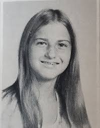 Anna Wanta's Instagram, Twitter & Facebook