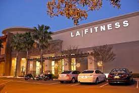 Lots of hot girls (some might be jail bait. La Fitness San Diego