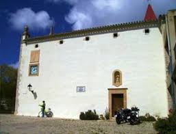 We form a very solid and highly motivated family. Das Kleine Dorf Galilea Mallorca Mallorca Mallorca Magazin