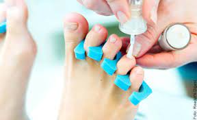 Uñas decoradas pies los pies son las partes más olvidadas sin embargo las uñas decoradas pies puede ser una buena opción para lucir tus pies bonitos y elegantes acá te compartiremos algunas ideas e imágenes y un tutorial para uñas decoradas piezas y no sabes cómo pintarte las uñas de los. Quieres Lucir Unas Decoradas Para Pies Elegantes Inspirate Vibra