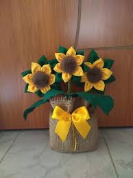 Maybe you would like to learn more about one of these? Aprende Como Hacer Arreglos De Girasoles En Tela Paso