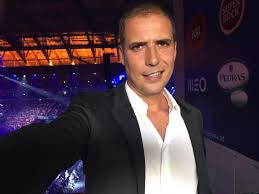 Ricardo de araújo pereira (sl); Ricardo Araujo Pereira De Regresso As Manhas Da Comercial