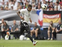 Jérôme agyenim boateng (german pronunciation: Jerome Boateng Banned His Wife And Children From Euro 2016 Because Of Terror Attack Risk Daily Mail Online