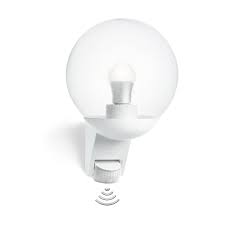 Applique Avec Detecteur De Mouvement Exterieure E27 Max 60w Blanc L585 Steinel En 2020 Detecteur De Mouvement Luminaire Exterieur Luminaire