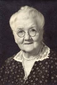 Letitia Fowler's Instagram, Twitter & Facebook