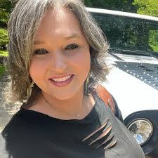 April Kastner's Instagram, Twitter & Facebook