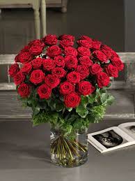 Come funziona un mazzo di fiori? Catalogo Rose Interflora Italia Mazzo Di Rose Bouquet Di Rose Bouquet