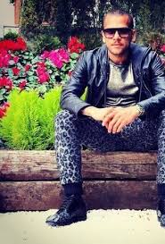 A primeira delas é a região do bom retiro. Dani Alves Estiloso Ou Brega O Blog Da Men S