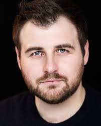 Stephen Leask's Instagram, Twitter & Facebook