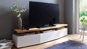 Mit einem klassischen weiß macht man keinen fehler beim kauf eines möbelstück, auch gerade wenn es sich um ein tv lowboard weiß matt handelt. Tv Lowboard Sophie Tv Board Unterschrank Weiss Matt Lack Eiche Massiv