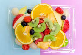 Pada masa yg sama tgn kanan memegang bekas. 6 Cara Simpan Buah Potong Agar Tetap Segar Di Mobil Selama Road Trip Halaman All Kompas Com