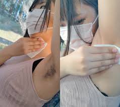 腋毛超接写】ぴえん系女子だって冬は伸び放題…厚着の下に隠された未処理の腋毛を超接写 | アダルト動画・画像のコンテンツマーケット Pcolle