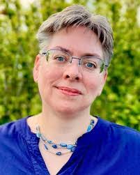 Carrie Conklin's Instagram, Twitter & Facebook