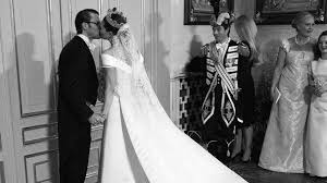 Prinzessin victoria von schweden kronprinzessin victoria oscar von schweden prinzessin estelle zweite schwangerschaft schwedisches königshaus niedliche babys mama und papa bebe. Neue Hochzeitsfotos Prinzessin Victoria Feiert 10 Jubilaum Promiflash De