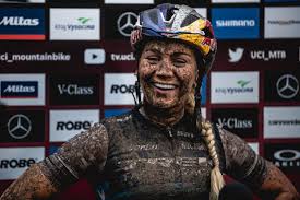 Check out the video with three liv world champions. Evie Eviee Alicee Twitter