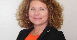 Treasure Island City Manager Amy Davis leaving post