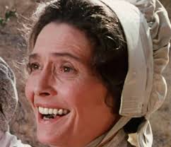 I would have loved to see Houston walking in to the mercantile, in Walnut  Grove and having a conversation with Harriet. That would have been so  funny.😅 He was one of my