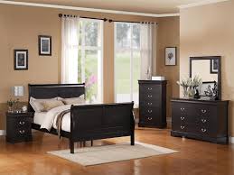 Schwarze Kommode Gesetzt Welche Wand Farbe Geht Mit Schwarzen Mobeln Weiss Schlafzimmer Mobel Ike Moderne Schlafzimmermobel Palettenschlafzimmermobel Haus Deko