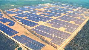 The panels that you will find at solar farms consist of at least 72 solar cells linked together, and maybe more, depending on the size and age of the solar farm. Solar Farms What Are They How Do They Work Chariot Energy