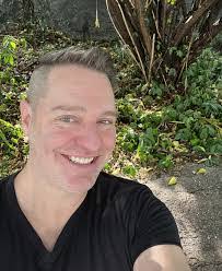 Lisa Bollinger's Instagram, Twitter & Facebook