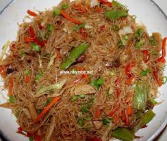 Food Birthday Party Filipino Birthday Handa List A Filipino Birthday Celebration Is Not Complete Without A Pancit Bihon Guisado As Handa Or One Of The Menu Bihon Guisado Recipe Pancit Guisado Recipe