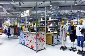 Photos And Videos By La Rinascente Larinascente Urban Outfitters Retail Design Shop Design