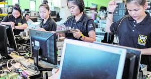 The major breakthrough during this period was the discovery of electricity and the laying down of the very first power lines. Malaysia Is Now A Lot More Prepared For The 4th Industrial Revolution Because Of Covid 19 Tech