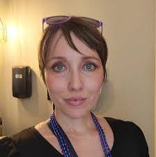 Kendra Metcalf's Instagram, Twitter & Facebook