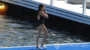 Şarkıcı can bonomo ile 2018'de evlenen oyuncu öykü karayel'in hamile olduğu iddia edildi. Oyku Karayel Hamile Mi Foto Galerisi 3 Bursadabugun Com